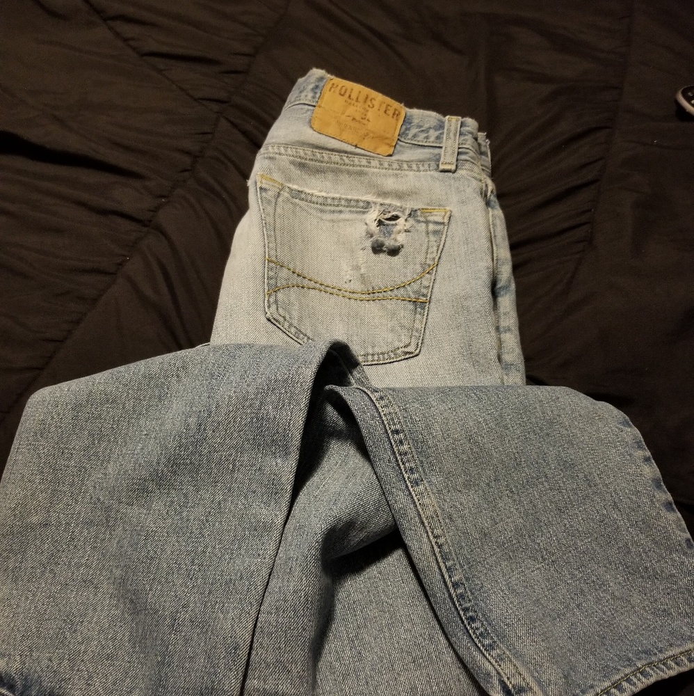 Hollister Jean's